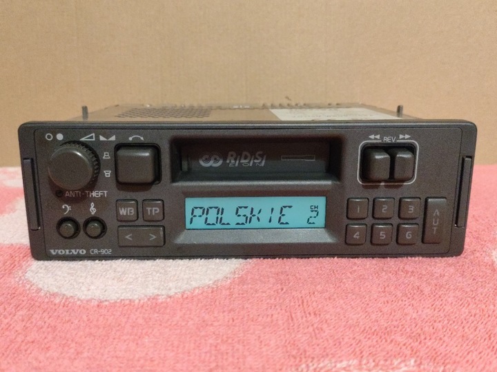 RADIO VOLVO CR-902 740 760 940 960 