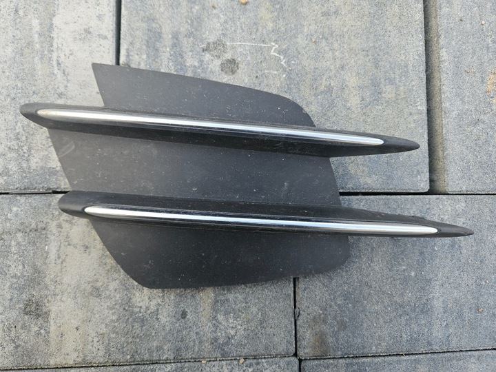 MERCEDES W205 AMG DEFLECTOR IZQUIERDA DE PARAGOLPES 