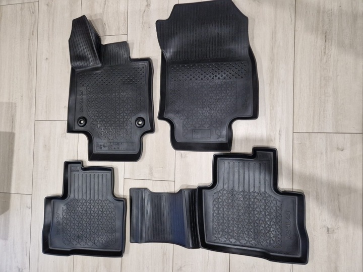 ALFOMBRILLAS GOMA TOYOTA RAV4 ORIGINAL PW210-42004 