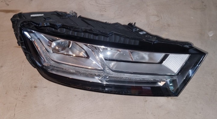 LAMP LAMP RIGHT AUDI Q7 4M0941034 