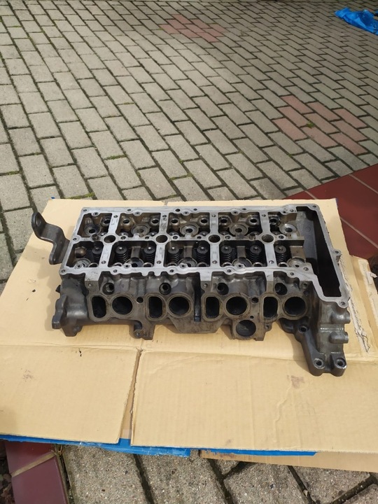 GALVUTĖ BMW X3 E83 E60 E61 E81 N47D20A 7797678 nuotrauka 1