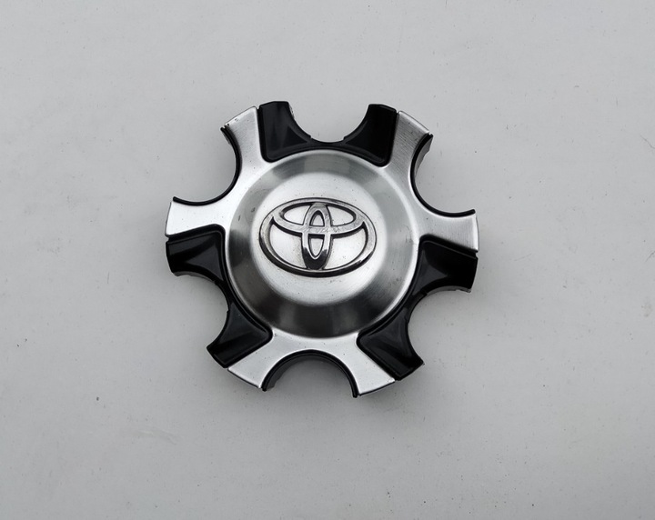 TAPA TOYOTA CON TOYOTA HILUX 4260B-0K140 