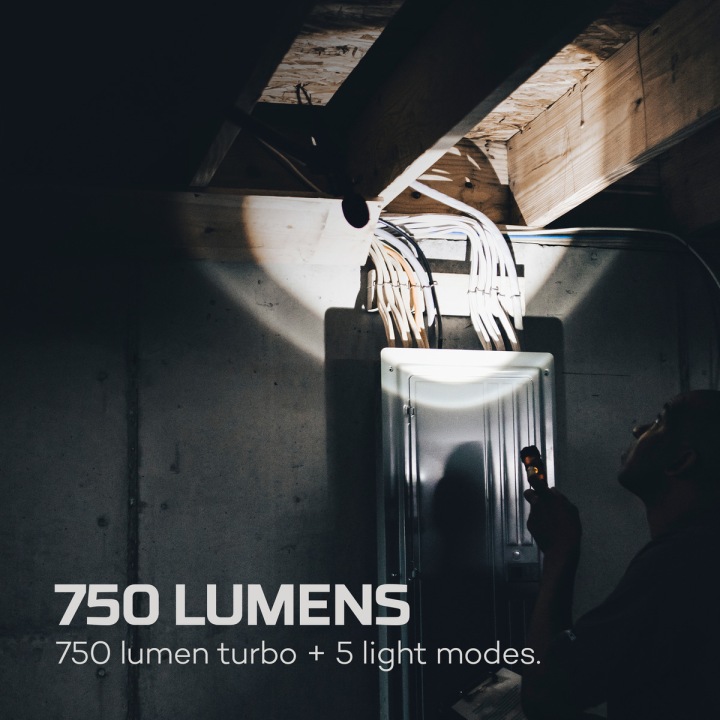 LAMPE DE POCHE NEBO MASTER SERIES FL750 VERS LADOWANIA 750 LM