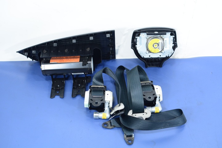 фото №5, Mazda 2 dy рестайлінг 5d подушка безпеки ремені комплект