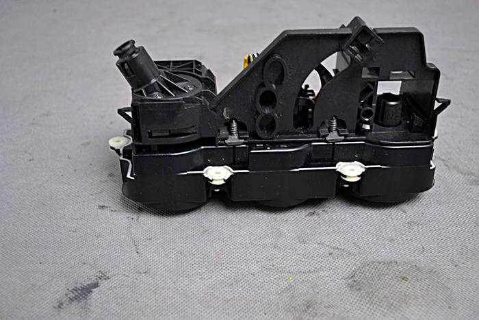 фото №7, Vw golf v панель воздуховод кондиционера 53701/1