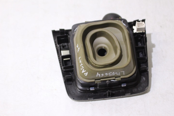 фото №4, Чохол+ ручка volkswagen passat b6 3c0864263a