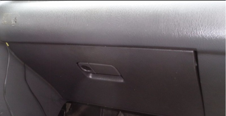 фото №1, Кришка бардачок пасажира mazda 323p ba v 3d hb 96-