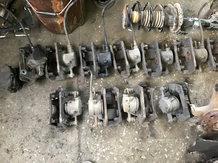 фото №1, Mercedes b класс w245 суппорт тормозной перед зад