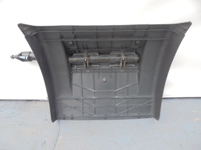 фото №3, Man tga tgs крило зад праві