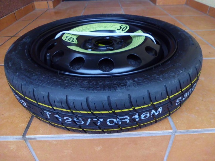 фото №10, Skoda octavia iii вкладка багажника органайзер домкрат ключ 5e0012115j новий