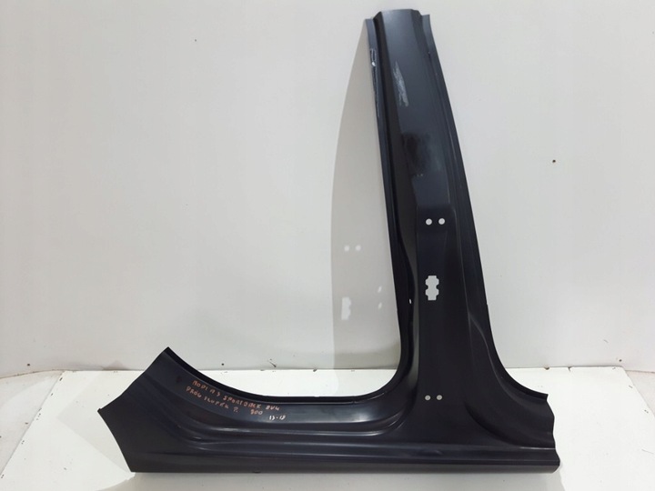 фото №1, Порог стойка обшивка правые audi a3 sportback 8v4