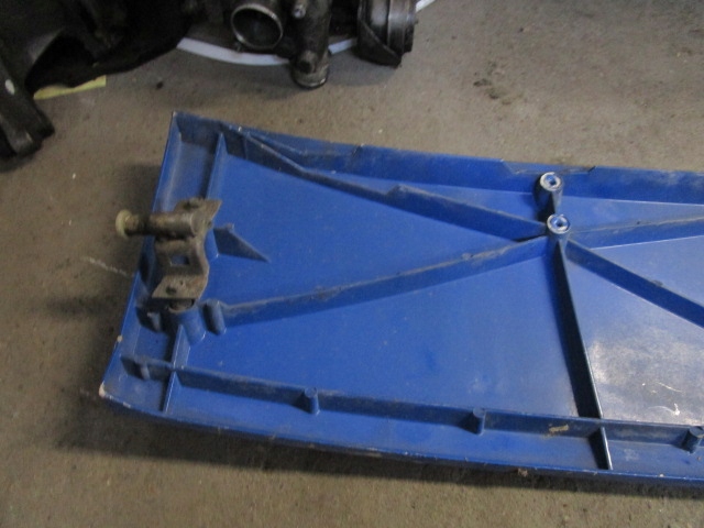 фото №9, Mercedes mb100 w631 капот крышка двигателя перед