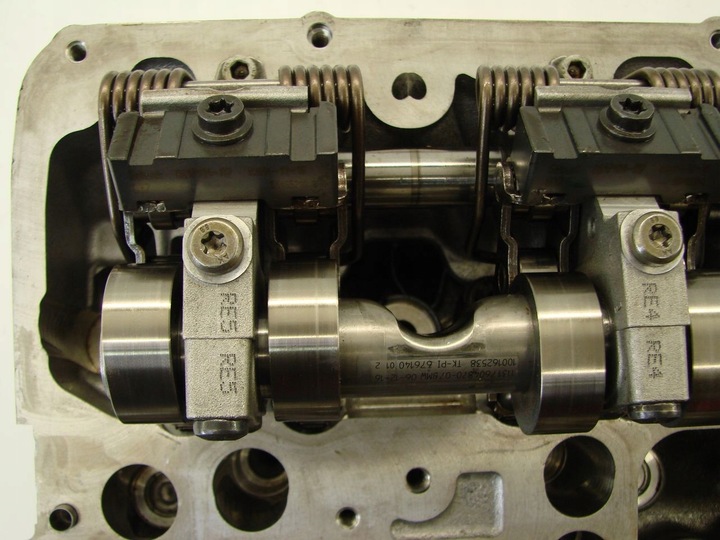 фото №10, Головка вали 7603475 bmw 4,4 v8 dohc turbo