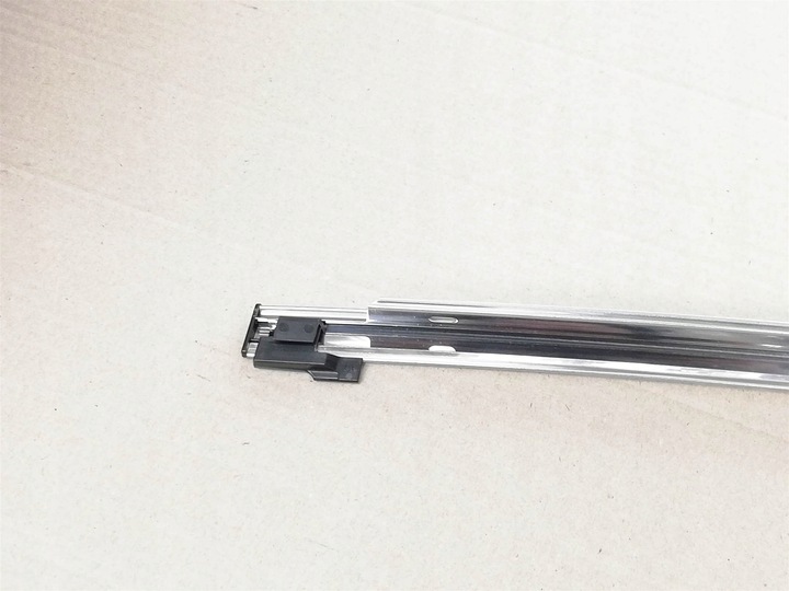 фото №6, Avensis t27 08-18 sed планка хром рамка дверь зад