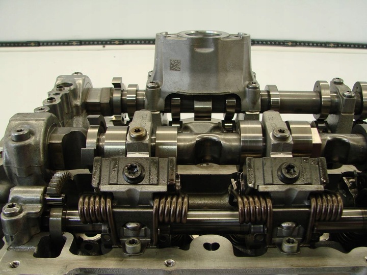 фото №16, Головка вали 7603475 bmw 4,4 v8 dohc turbo