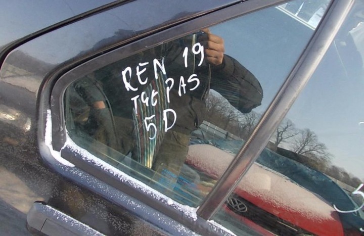 фото №1, Скло зад права малий renault 19 r19 88-92 5d hb