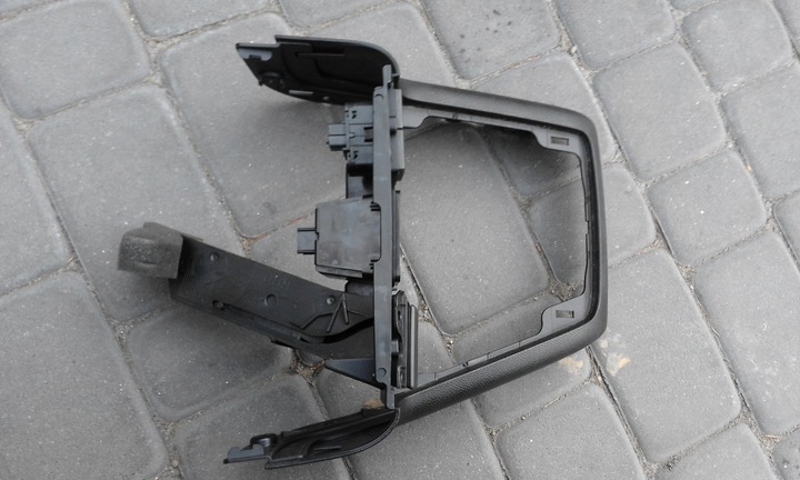 фото №2, Ford mondeo mk3 рамка з кнопками