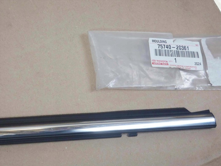 фото №3, Avensis t25 03-08 планка ущільнювач хром двері lt