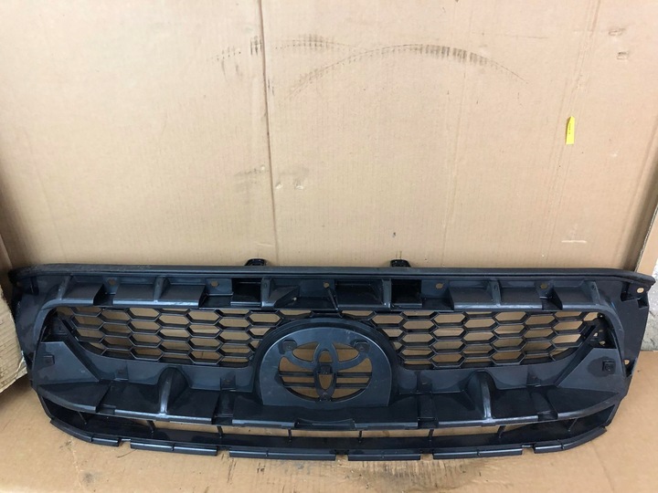 фото №1, Решётка радиатора решётка решётка toyota hilux рестайлинг fl 09- полный