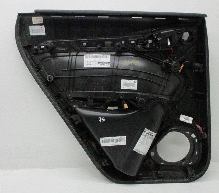 фото №5, Боковина двері правий зад задній audi q3 8u 8u0867306