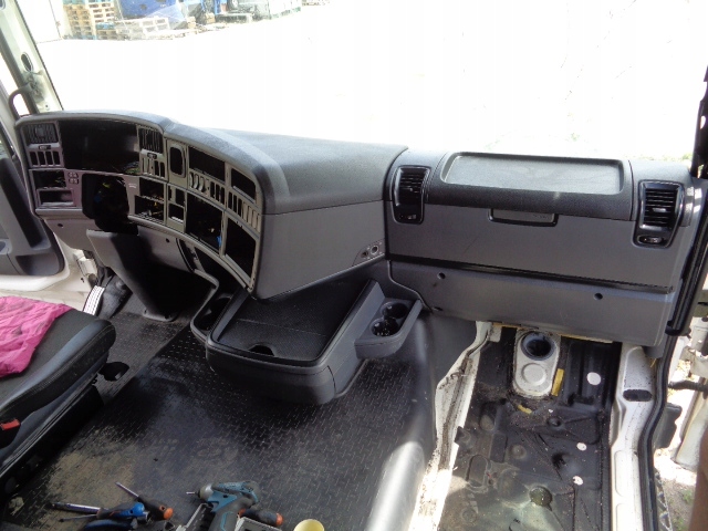 фото №7, Scania r xpi панель консоль капот новый модель