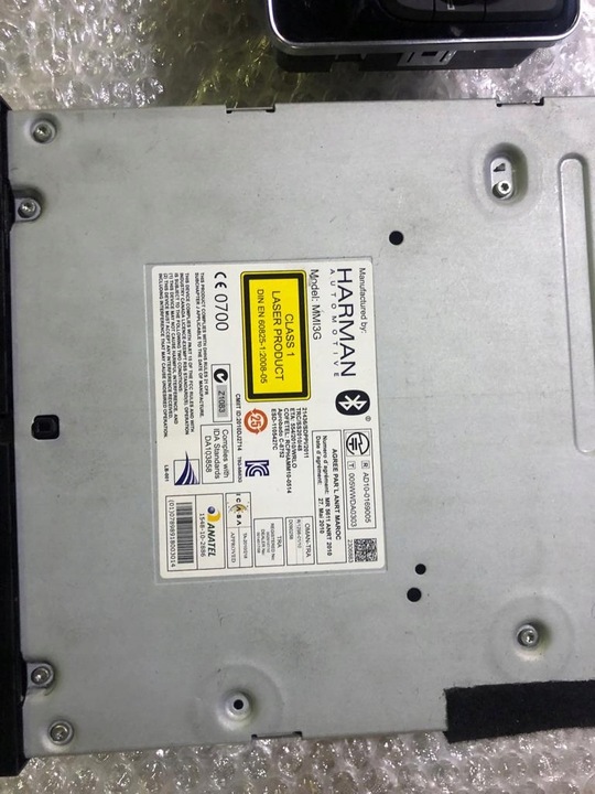 фото №5, Audi a8 s8 d4 задние мониторы систем rse комплект 4h0919709c 4h0035762m