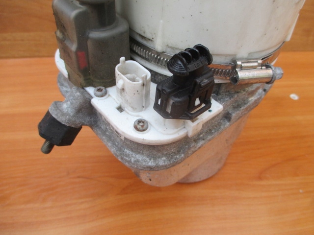 фото №8, Opel vectra c saab signum 1.8 2.0 насос підсилювача czynne 2 штекери cim pń