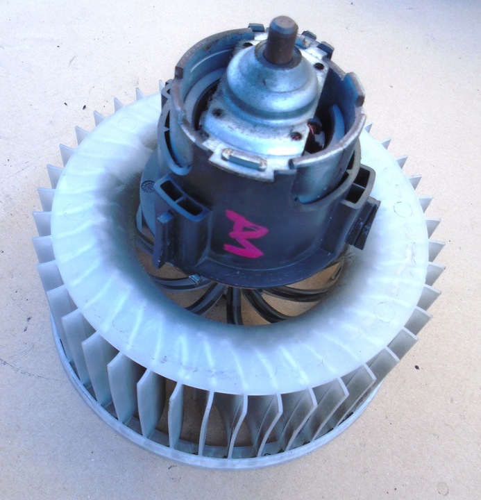 фото №1, Audi a1 8x воздуходувка вентилятор