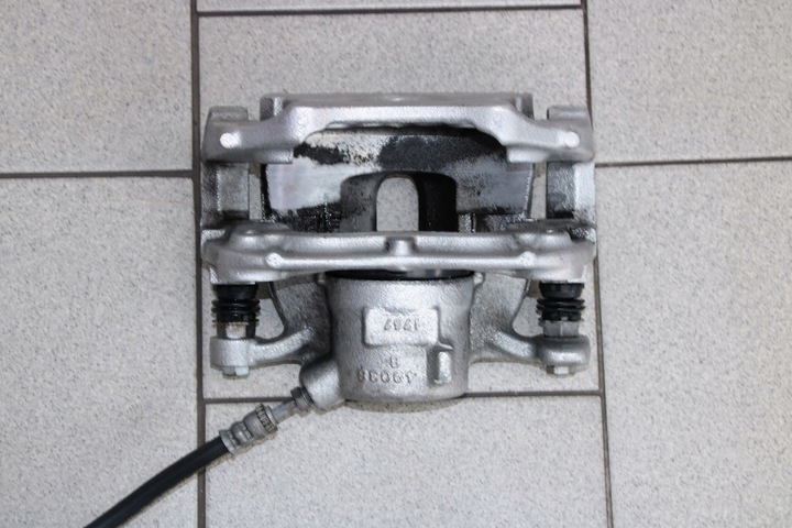 фото №7, Bmw f45 f46, x1 f48 - суппорт правый перед 34/24/307