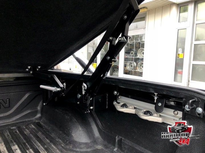 фото №9, Nissan navara np300 d23 крышка rollbar