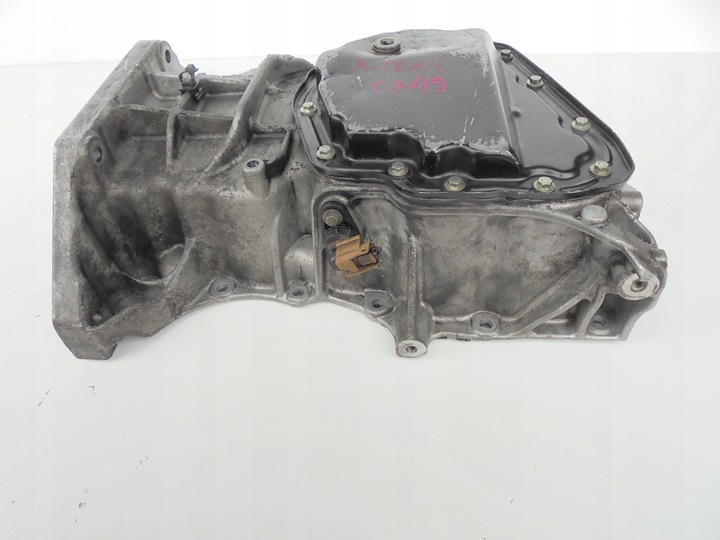 фото №6, Nissan x-trail t32 піддон масляна кришка 110179801r 111110249r 1.6 dci