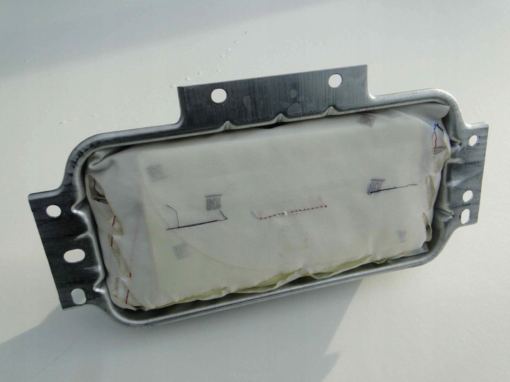 фото №5, Mercedes ml gle w166 подушка пассажира w консоль