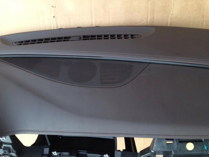 фото №4, Audi a8 d4 панель консоль колір maronen individual