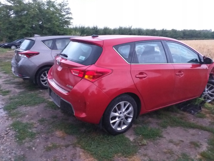 фото №4, Toyota auris ii 1,8 гібрид захист колектора нова