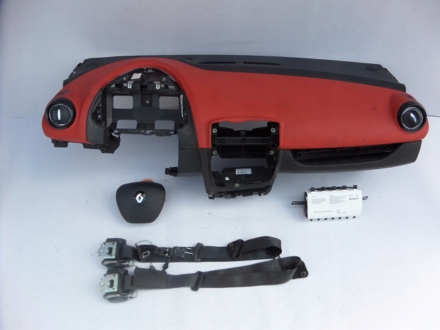 фото №1, Clio 4 iv панель консоль подушка безопасности подушки ремни