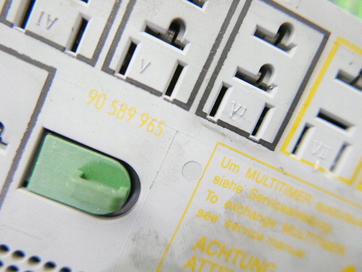 фото №6, Коробка запобіжників opel astra ii g 1.7 dtl 98-