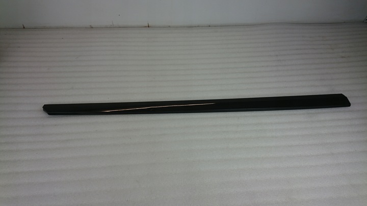 фото №1, Vw passat b8 хром планка двері ліва перед 3g0854939c