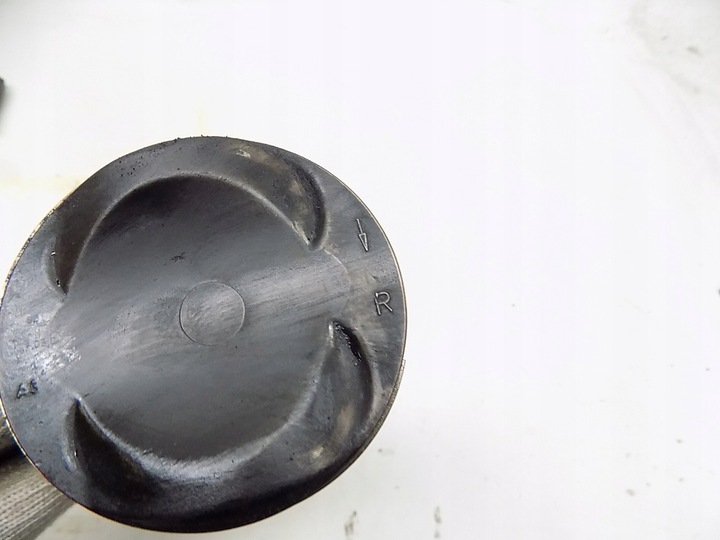 фото №11, Поршень шатун - audi a4 b7 a6 c6 a8 3.2 fsi auk