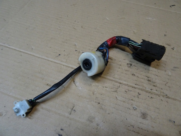 фото №1, Land cruiser 80 роз'єм замок запалювання замок запалювання 4,2 td