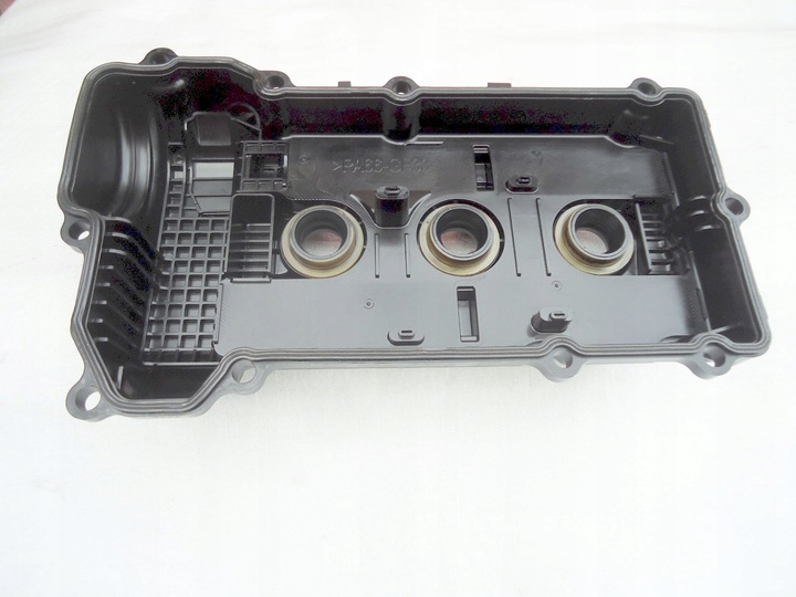 фото №2, Mitsubishi colt smart 1,1 cz3 крышка клапанов