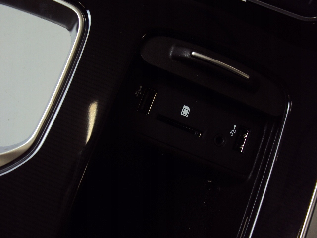 фото №6, Панель туннель средний renault espace v 2016-2018