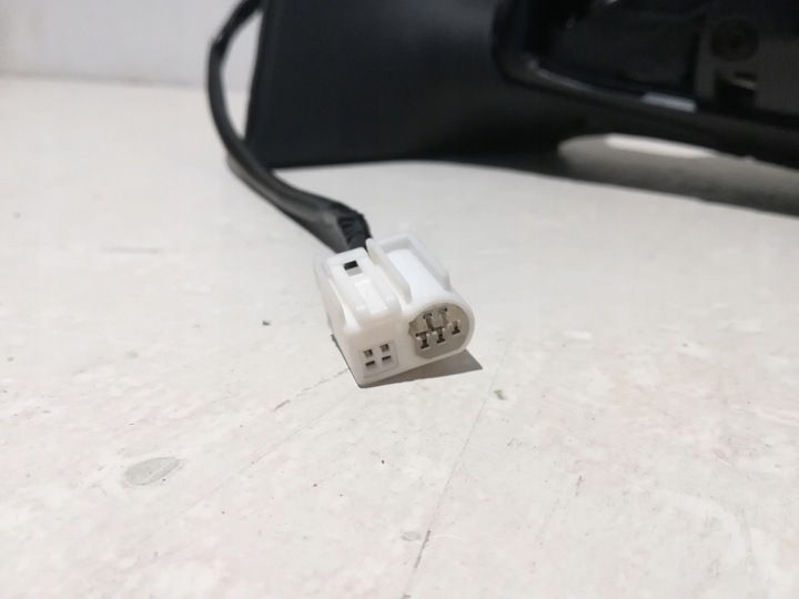 фото №3, Toyota avensis t25 03-06 дзеркало зовнішні 7 pin