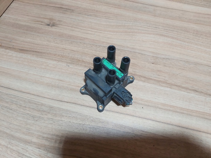 фото №1, Катушка зажигания mazda 6 1.8 16v l81318100