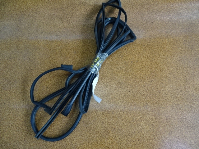 фото №1, Land cruiser 120 04r прокладка дверь перед левый