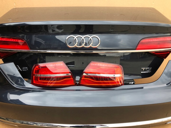 фото №11, Audi a8 s8 d4 рестайлинг крышка задняя ly9t ly8x