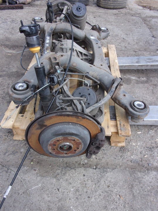 фото №4, Mercedes w251 балка підвішування зад задні