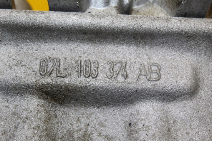 фото №14, Головка правая a8 d3 s8 s6 c6 5.2b 07l103374ab bsm