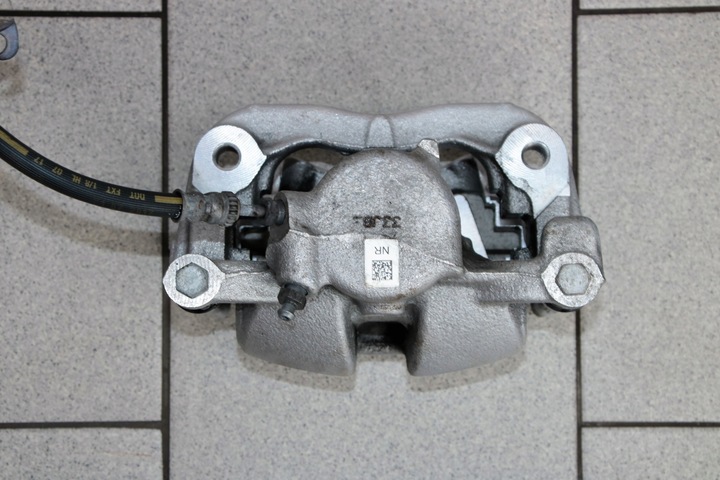 фото №6, Bmw f45 f46, x1 f48 - суппорт правый перед 34/24/307