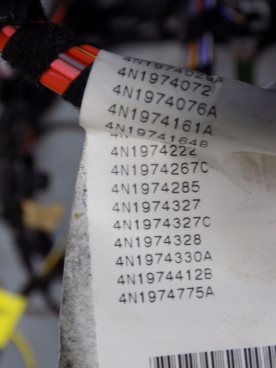 фото №5, Audi a8 4n d5 установка жгут оснащения колодки