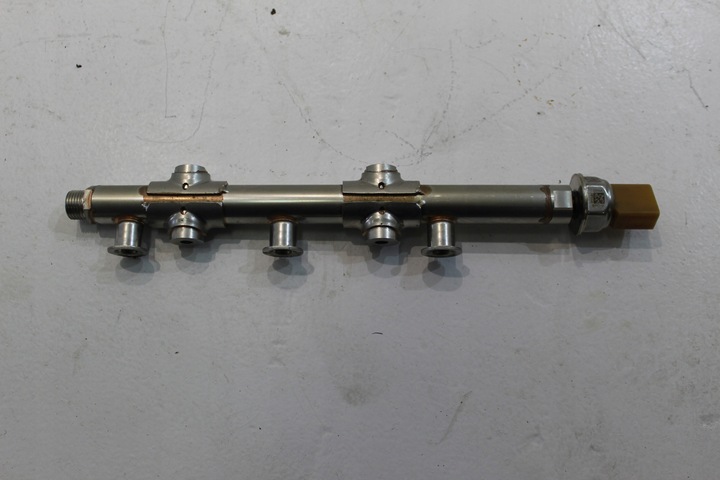 фото №1, Vw golf 7 планка вприскувальний 04c133320f 04c906054b